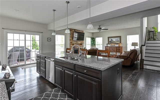 3036 Eagle Ridge Dr, Middlesex Twp, PA 16059