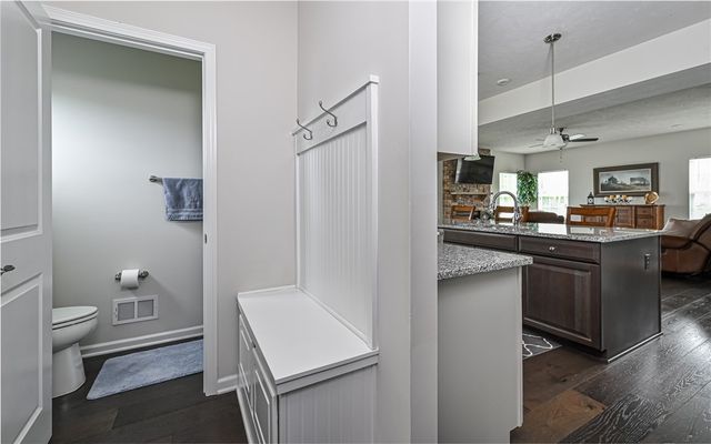 3036 Eagle Ridge Dr, Middlesex Twp, PA 16059