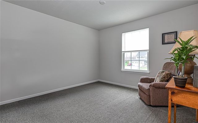 3036 Eagle Ridge Dr, Middlesex Twp, PA 16059