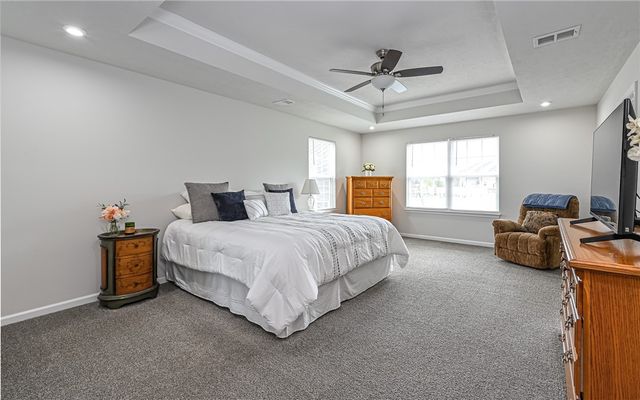 3036 Eagle Ridge Dr, Middlesex Twp, PA 16059