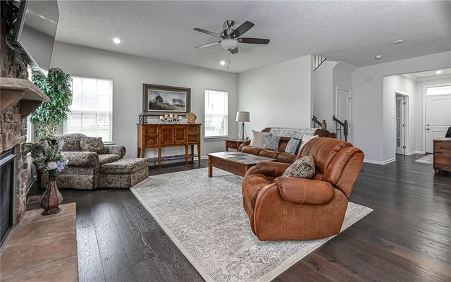 3036 Eagle Ridge Dr, Middlesex Twp, PA 16059