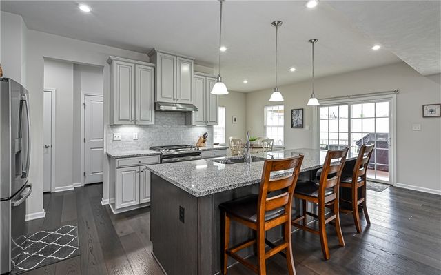 3036 Eagle Ridge Dr, Middlesex Twp, PA 16059