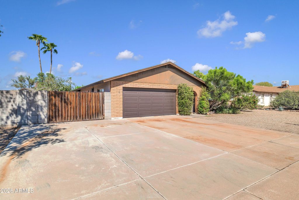4734 W SANDRA Terrace, Glendale, AZ 85306 — photo 3