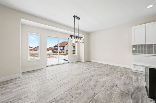 1073 Williamson Circle, Pontiac, MI 48340