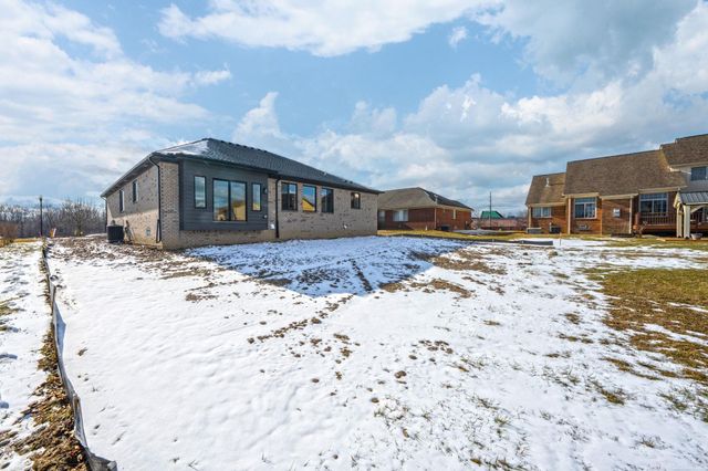 1073 Williamson Circle, Pontiac, MI 48340