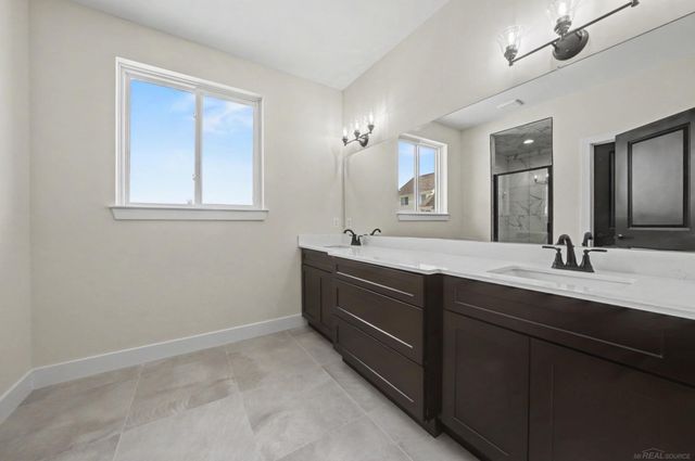 1073 Williamson Circle, Pontiac, MI 48340