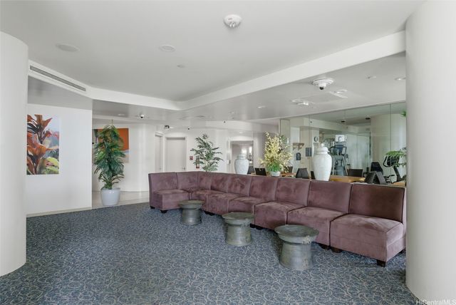 66 Queen Street 1605, Honolulu, HI 96813