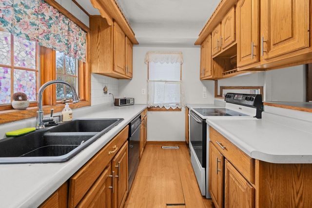 2701 47th Street, Moline, IL 61265