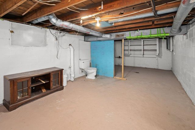 2701 47th Street, Moline, IL 61265