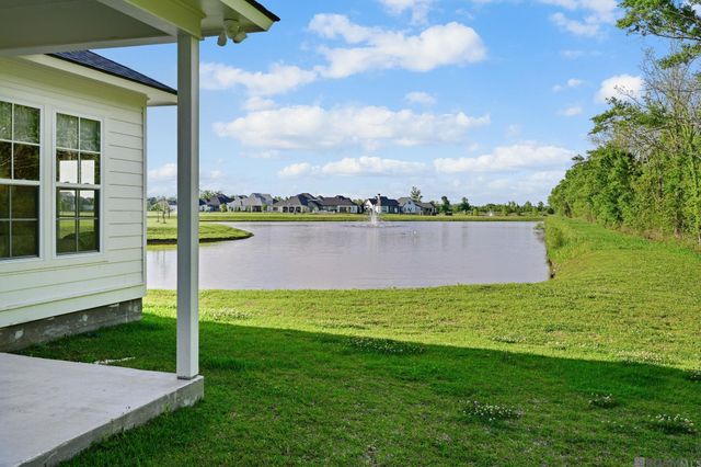 13839 Shore Beck Dr, Baton Rouge, LA 70810