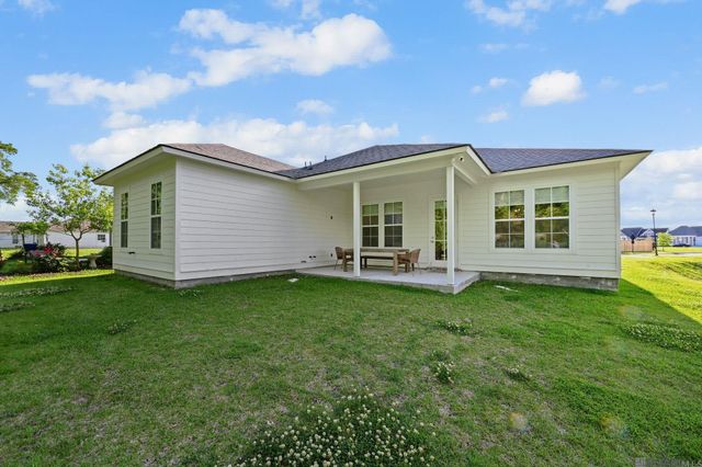 13839 Shore Beck Dr, Baton Rouge, LA 70810