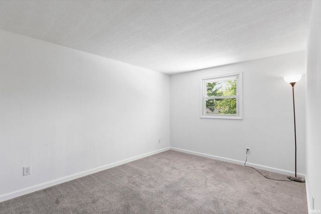 5316 Stellhorn Road, Fort Wayne, IN 46815