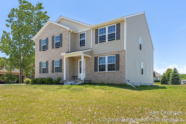 8376 N Oaks Court, Grand Blanc, MI 48439