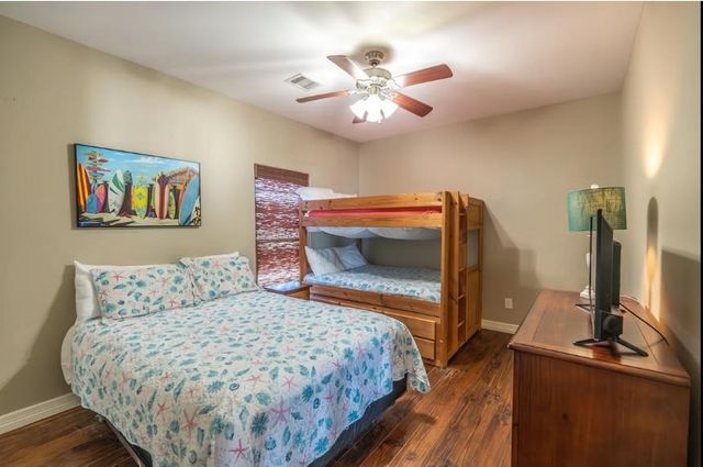 773 Bolivar Dunes Boulevard, Gilchrist, TX 77617