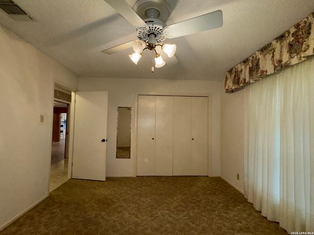 20325 GRASS CREEK RD, Garden Ridge, TX 78266