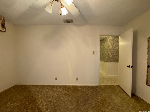 20325 GRASS CREEK RD, Garden Ridge, TX 78266