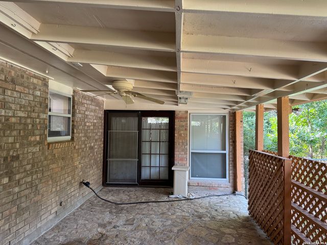20325 GRASS CREEK RD, Garden Ridge, TX 78266