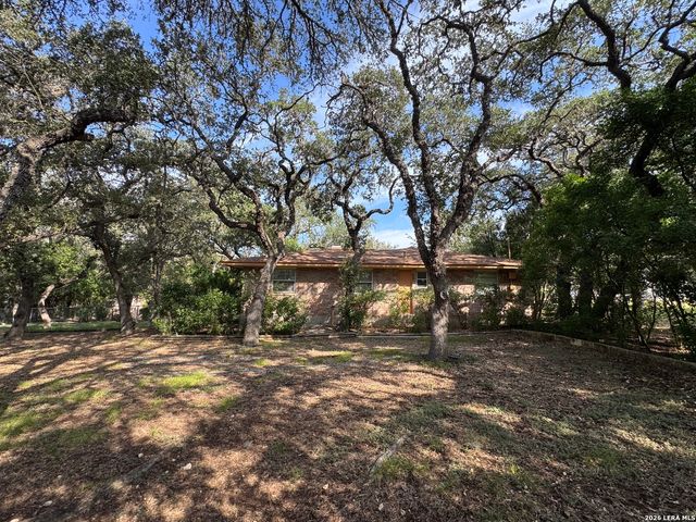 20325 GRASS CREEK RD, Garden Ridge, TX 78266