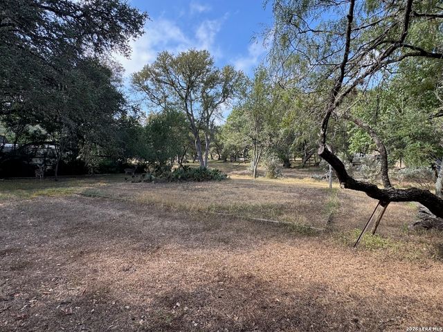 20325 GRASS CREEK RD, Garden Ridge, TX 78266