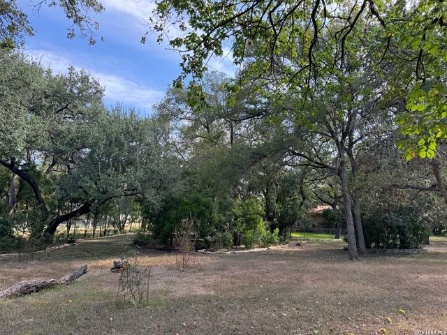 20325 GRASS CREEK RD, Garden Ridge, TX 78266