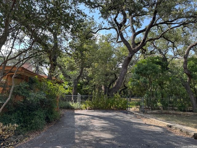 20325 GRASS CREEK RD, Garden Ridge, TX 78266