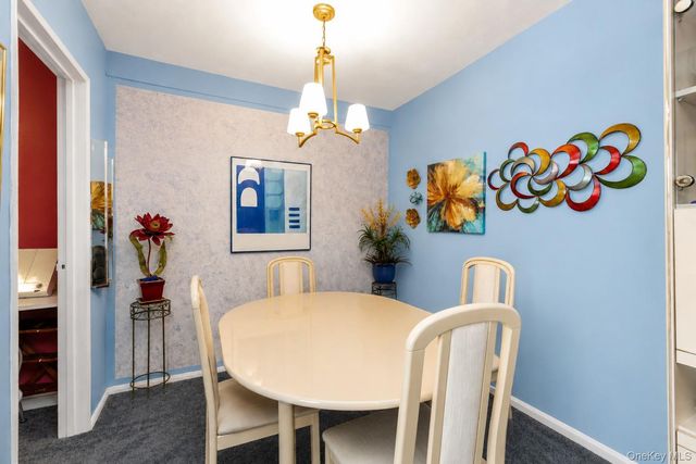 17-01 Utopia Parkway 1, Whitestone, NY 11357