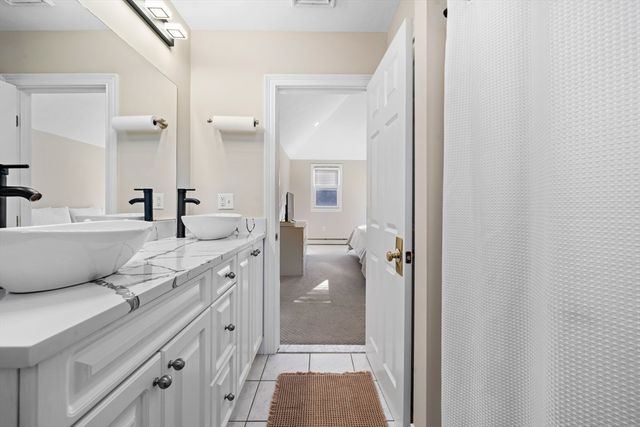 14 Hickory Ln, Ipswich, MA 01938