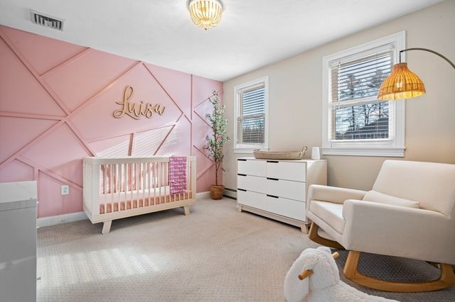 14 Hickory Ln, Ipswich, MA 01938