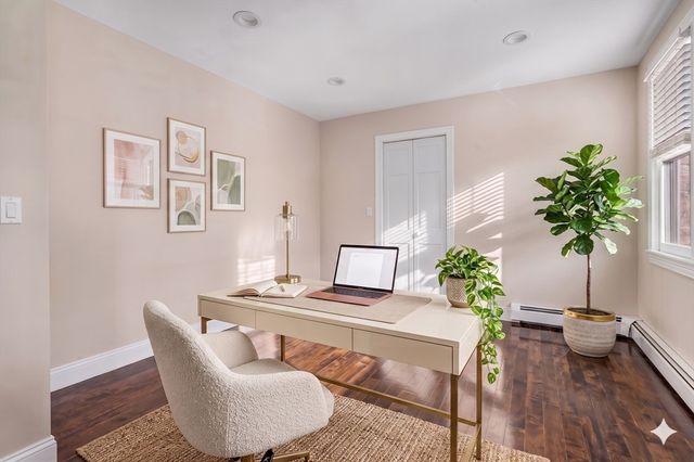 14 Hickory Ln, Ipswich, MA 01938