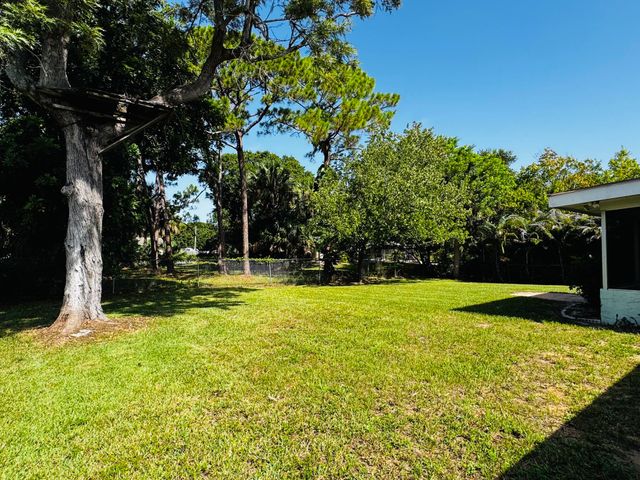 5105 Birch Drive, Fort Pierce, FL 34982