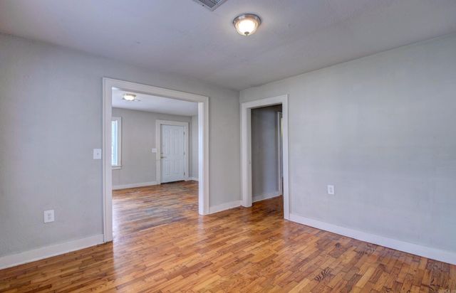 607 James, Searcy, AR 72143