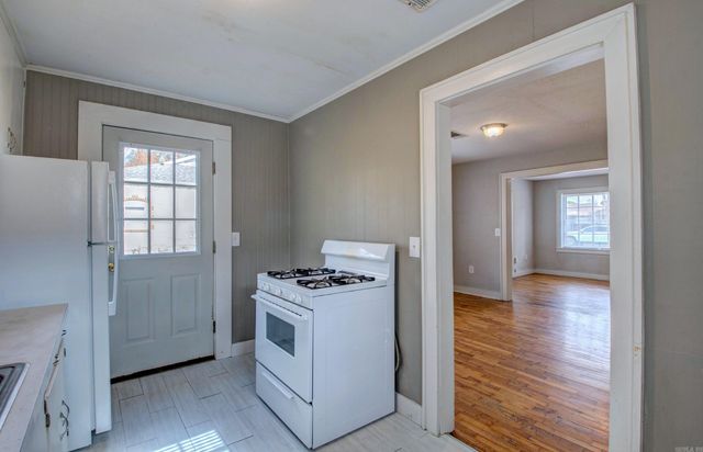 607 James, Searcy, AR 72143