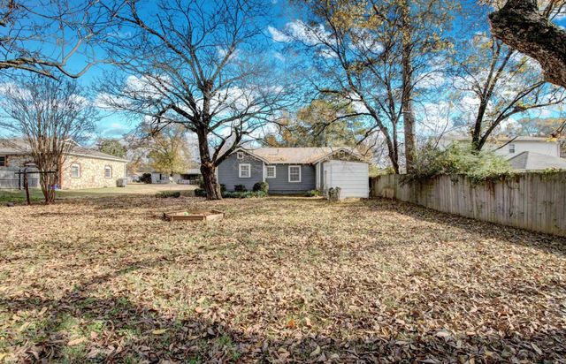607 James, Searcy, AR 72143