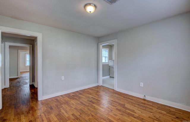 607 James, Searcy, AR 72143