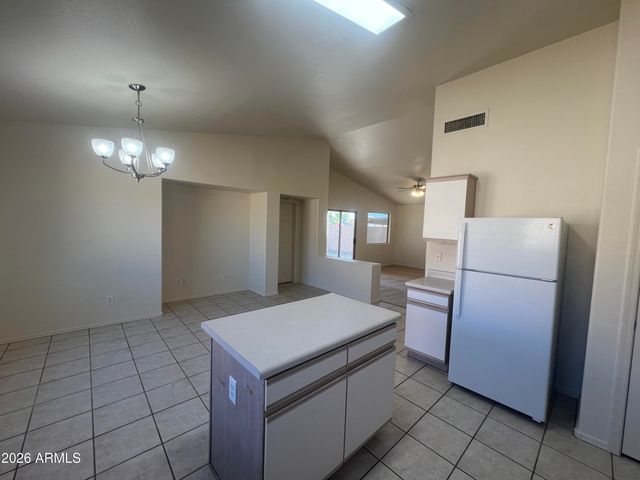 15204 W HONEYSUCKLE Lane, Surprise, AZ 85374