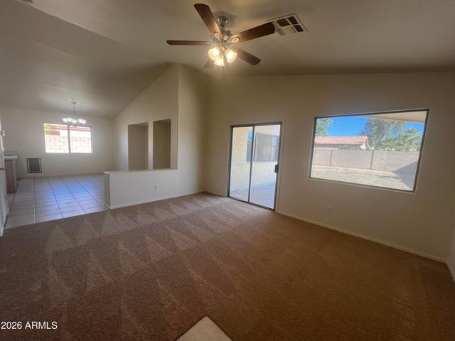 15204 W HONEYSUCKLE Lane, Surprise, AZ 85374