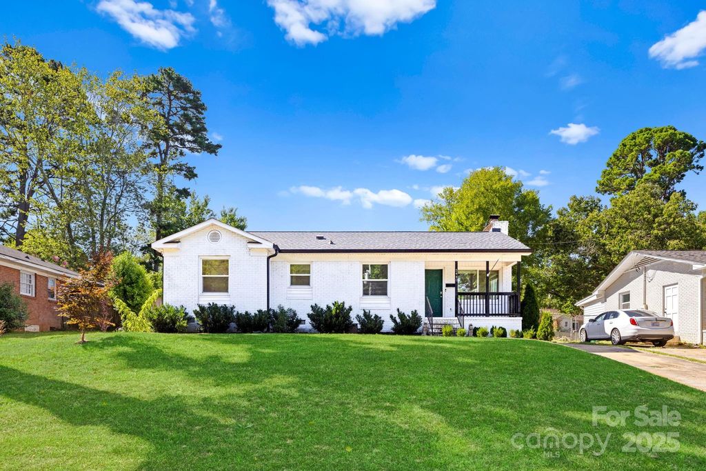 5440 Kildare Drive, Charlotte, NC 28215