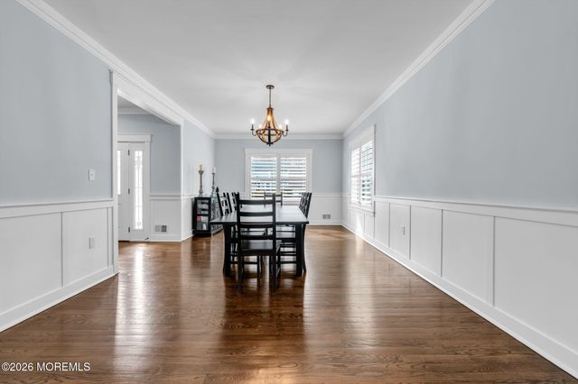 555 Egenolf Avenue, Bayville, NJ 08721