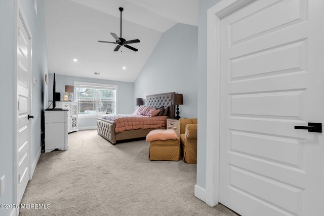 555 Egenolf Avenue, Bayville, NJ 08721