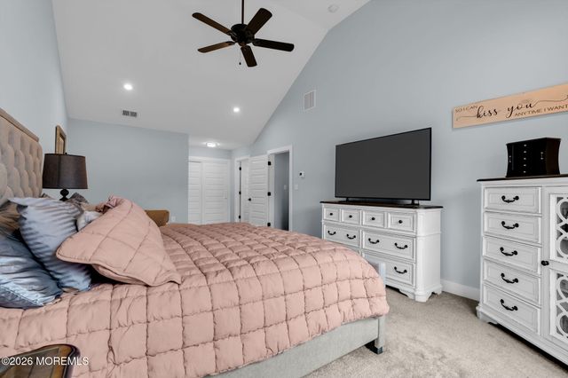 555 Egenolf Avenue, Bayville, NJ 08721