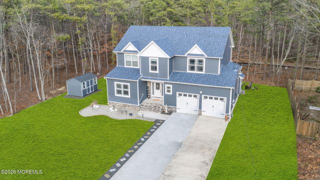 555 Egenolf Avenue, Bayville, NJ 08721