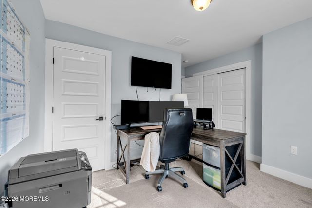 555 Egenolf Avenue, Bayville, NJ 08721