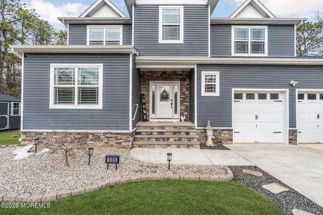 555 Egenolf Avenue, Bayville, NJ 08721