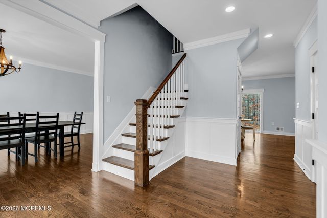 555 Egenolf Avenue, Bayville, NJ 08721