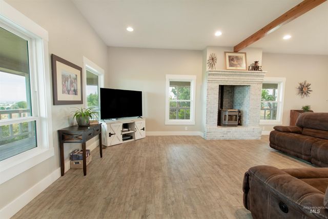 12369 Deer Flat Road, Nampa, ID 83686