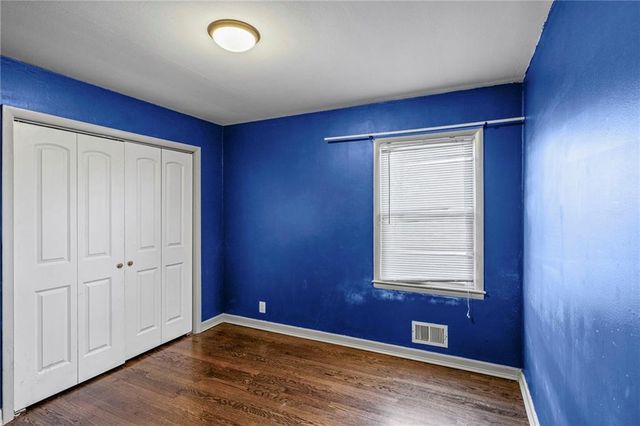 7909 E 99th Street, Kansas City, MO 64134