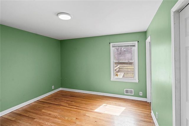 7909 E 99th Street, Kansas City, MO 64134