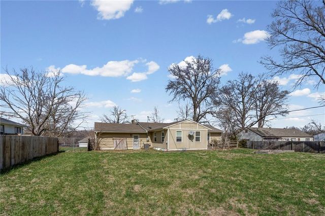 7909 E 99th Street, Kansas City, MO 64134