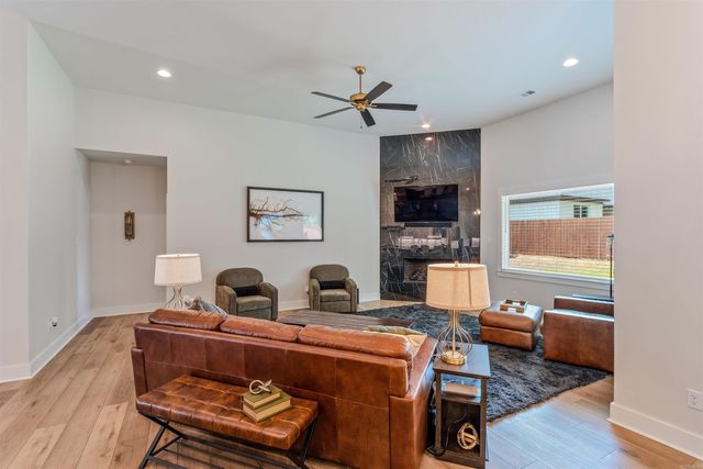 6037 Coral Ridge Drive, Alexander, AR 72002