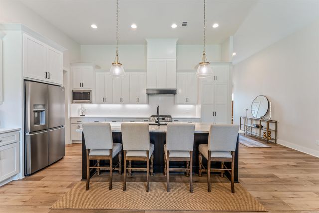 6037 Coral Ridge Drive, Alexander, AR 72002